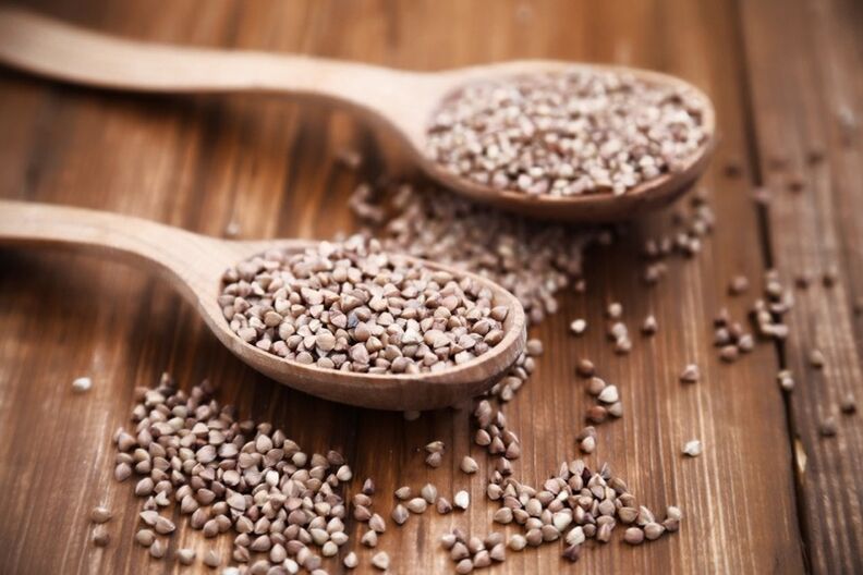 Pisua galtzea buckwheat-en